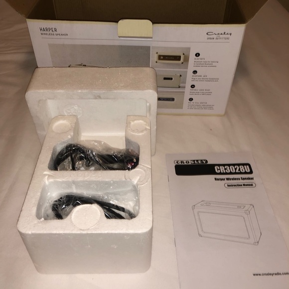 Crosley Wireless Speaker - Picture 6 of 6